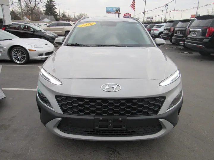 Silver, 2022 HYUNDAI KONA Image 6