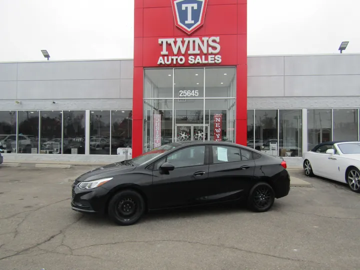 BLACK, 2016 CHEVROLET CRUZE Image 2