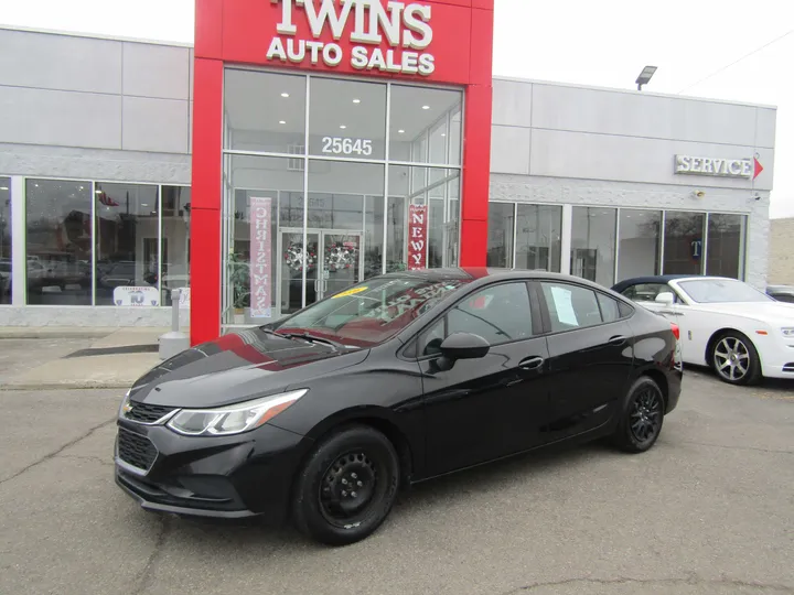 BLACK, 2016 CHEVROLET CRUZE Image 3