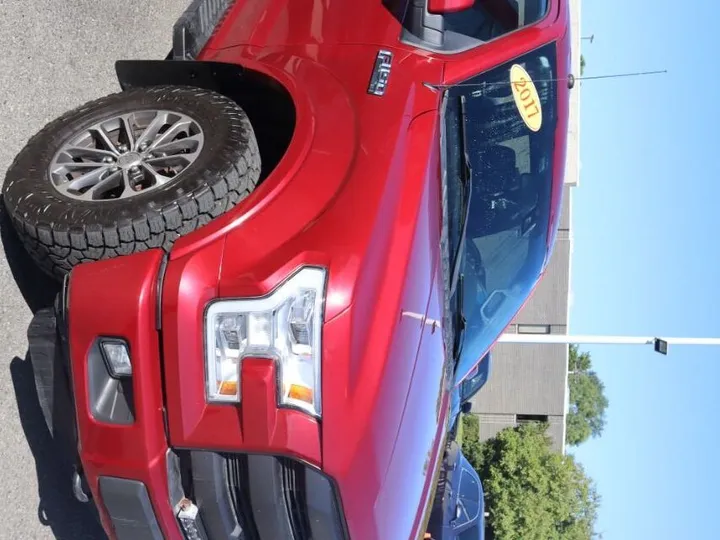 Red, 2017 FORD F150 SUPERCREW CAB Image 4