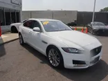 White, 2018 JAGUAR XF Thumnail Image 4