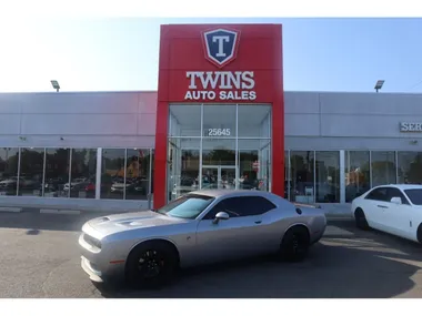 Silver, 2015 DODGE CHALLENGER Image 5