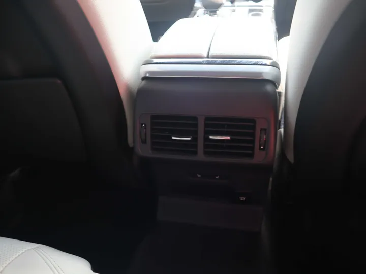 WHITE, 2021 LAND ROVER RANGE ROVER VELAR Image 14