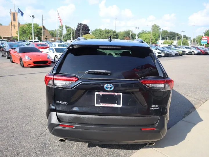 BLACK, 2020 TOYOTA RAV4 HYBRID Image 6