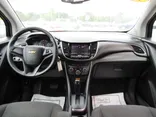 BLACK, 2020 CHEVROLET TRAX Thumnail Image 21