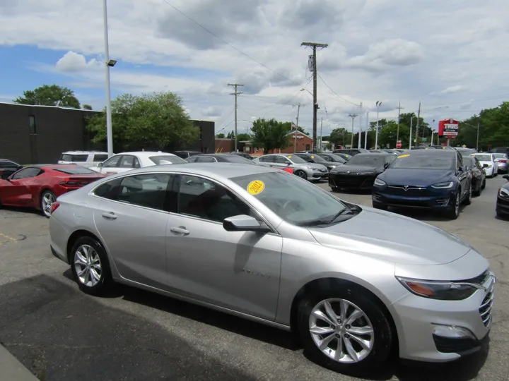 SILVER, 2021 CHEVROLET MALIBU Image 4