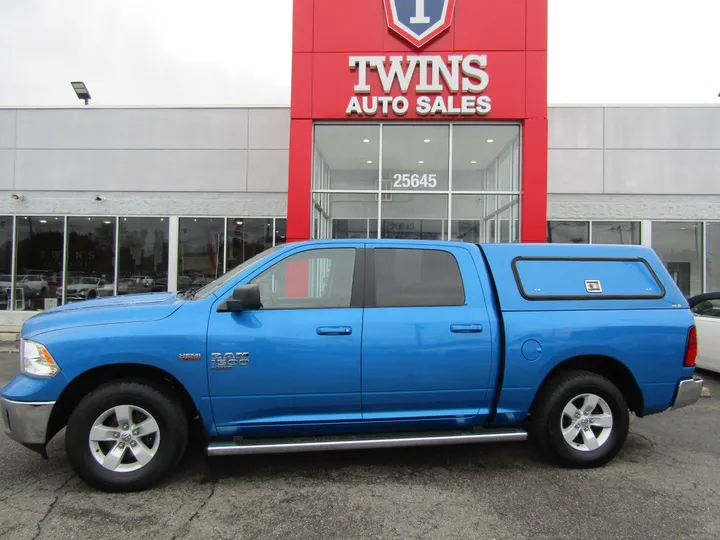 BLUE, 2020 RAM 1500 CLASSIC CREW CAB Image 2