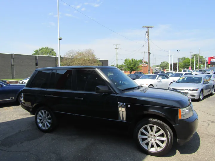 BLACK, 2010 LAND ROVER RANGE ROVER Image 5