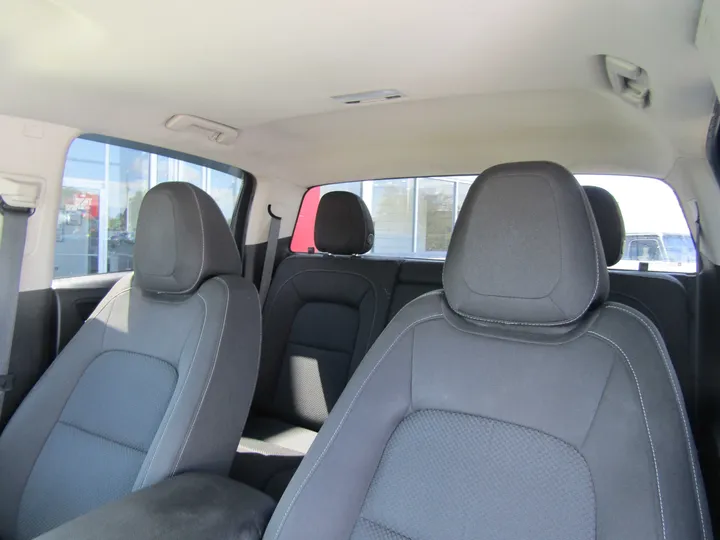 GRAY, 2015 CHEVROLET COLORADO CREW CAB Image 11