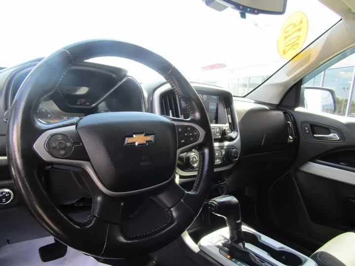 GRAY, 2015 CHEVROLET COLORADO CREW CAB Image 12