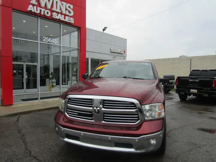 RED, 2016 RAM 1500 CREW CAB Image 3