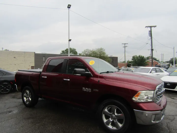 RED, 2016 RAM 1500 CREW CAB Image 5