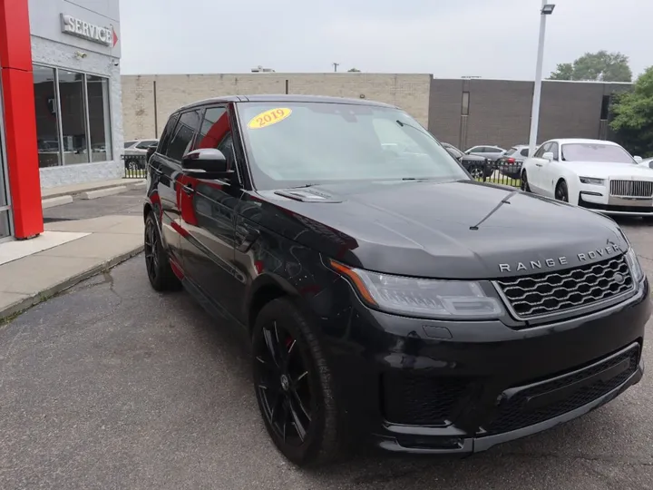 BLACK, 2019 LAND ROVER RANGE ROVER SPORT Image 4