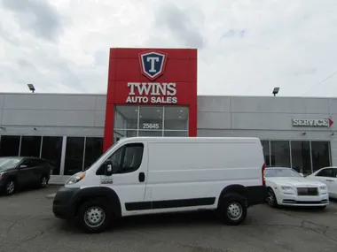 WHITE, 2018 RAM PROMASTER CARGO VAN Image 