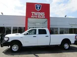 WHITE, 2022 RAM 2500 CREW CAB Thumnail Image 1