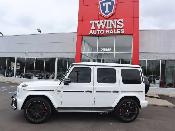 WHITE, 2022 MERCEDES-BENZ MERCEDES-AMG G-CLASS Image 2