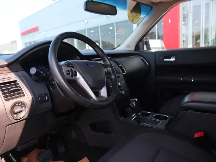 BLACK, 2019 FORD FLEX Image 12