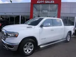 WHITE, 2021 RAM 1500 CREW CAB Thumnail Image 2