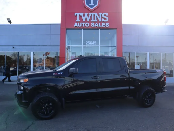 Black, 2021 CHEVROLET SILVERADO 1500 CREW CAB Image 2