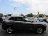 GRAY, 2019 JEEP CHEROKEE Thumnail Image 5