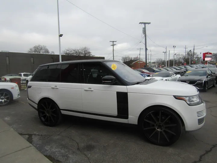 WHITE, 2017 LAND ROVER RANGE ROVER Image 5