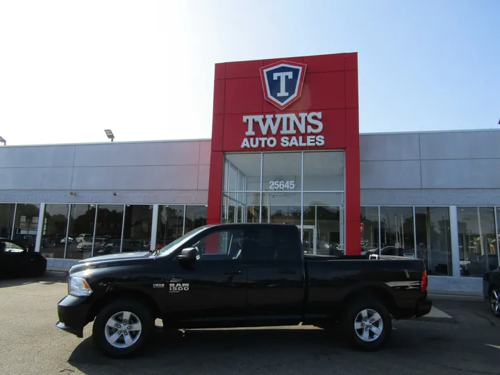 BLACK, 2019 RAM 1500 CLASSIC QUAD CAB Image 1