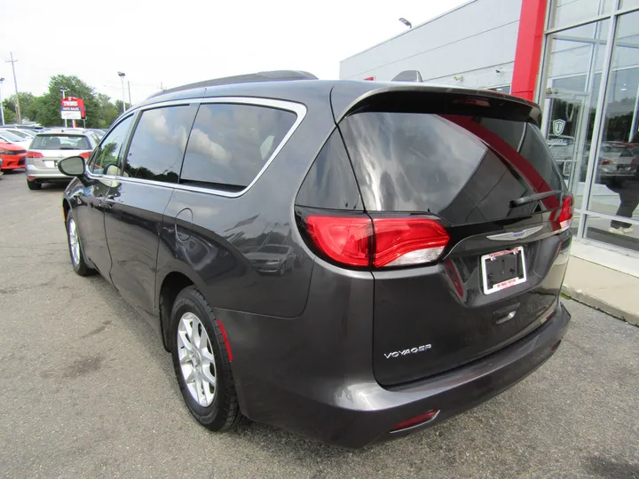 GRAY, 2020 CHRYSLER VOYAGER Image 8