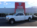 WHITE, 2022 RAM 2500 CREW CAB Thumnail Image 1