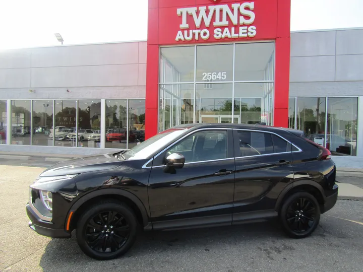 BLACK, 2023 MITSUBISHI ECLIPSE CROSS Image 2