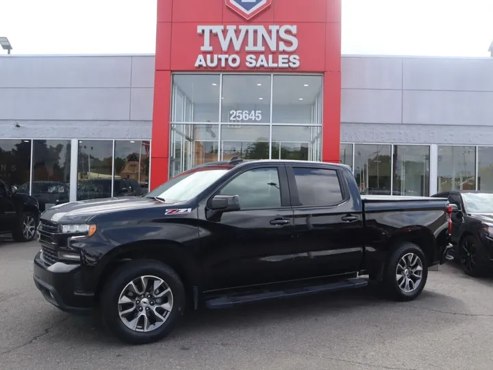 Black, 2021 CHEVROLET SILVERADO 1500 CREW CAB Image 2