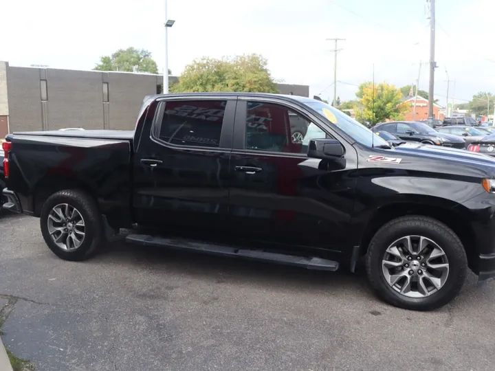 Black, 2021 CHEVROLET SILVERADO 1500 CREW CAB Image 5