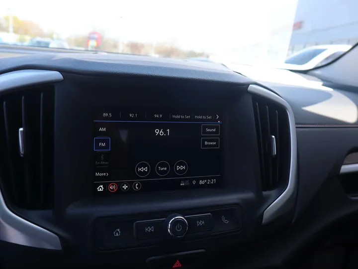 WHITE, 2019 GMC TERRAIN Image 13