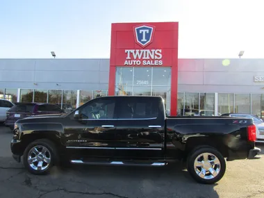 BLACK, 2018 CHEVROLET SILVERADO 1500 CREW CAB Image 18