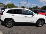 White, 2020 JEEP CHEROKEE Thumnail Image 5