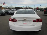 WHITE, 2019 CHEVROLET MALIBU Thumnail Image 5