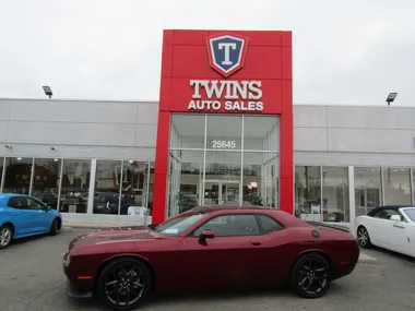 RED, 2022 DODGE CHALLENGER Image 7