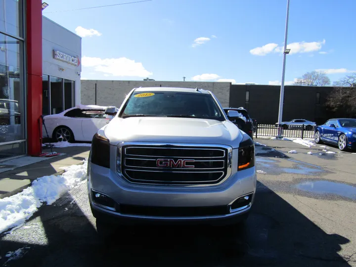 GREY, 2015 GMC YUKON Image 6