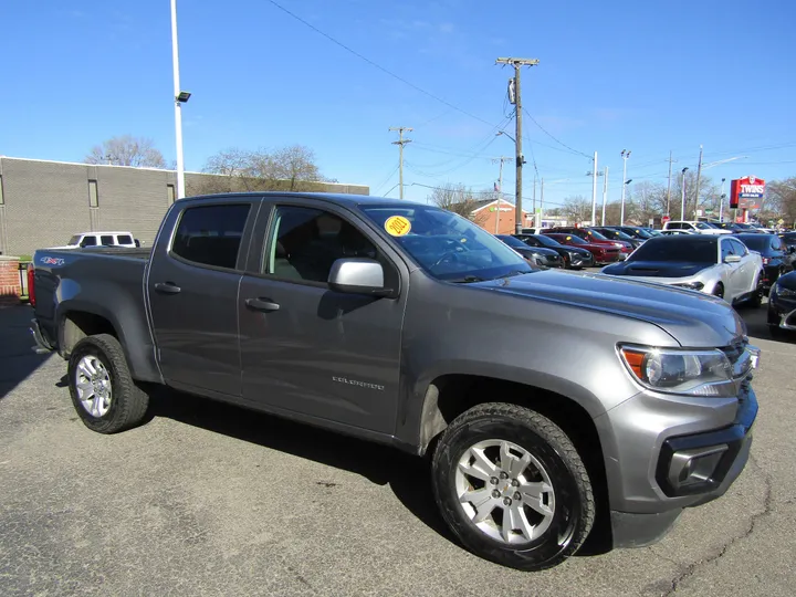 GREY, 2021 CHEVROLET COLORADO CREW CAB Image 4