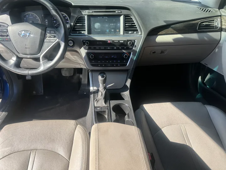 BLUE, 2016 HYUNDAI SONATA Image 11