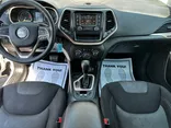 WHITE, 2018 JEEP CHEROKEE Thumnail Image 11