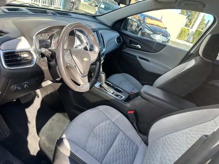 GREY, 2019 CHEVROLET EQUINOX Image 9