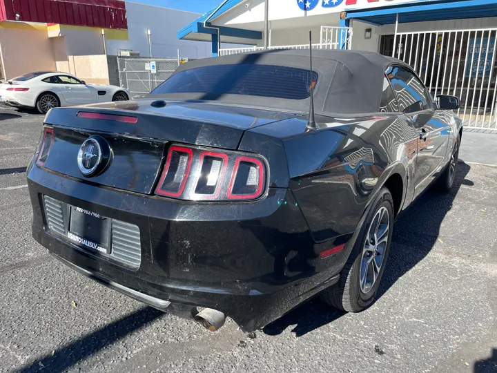 BLACK, 2014 FORD MUSTANG Image 4