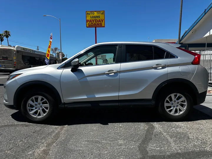 SILVER, 2019 MITSUBISHI ECLIPSE CROSS Image 4