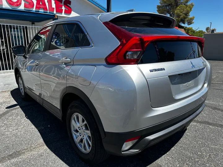 SILVER, 2019 MITSUBISHI ECLIPSE CROSS Image 7