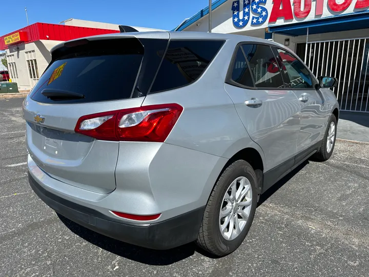 SILVER, 2019 CHEVROLET EQUINOX Image 5