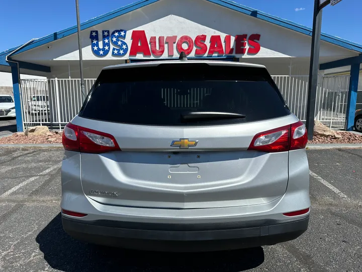 SILVER, 2019 CHEVROLET EQUINOX Image 6