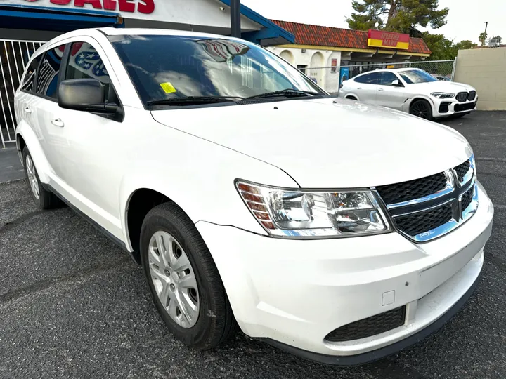 WHITE, 2015 DODGE JOURNEY Image 3