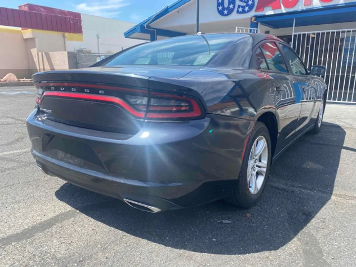 GRAY, 2019 DODGE CHARGER Image 4