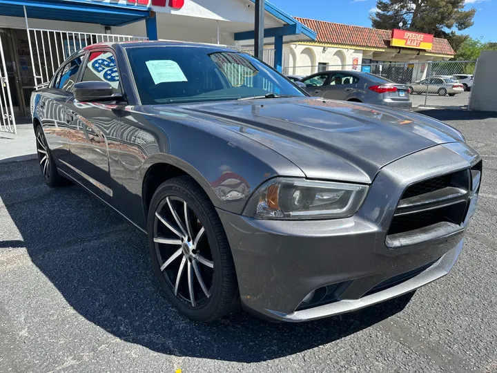 GREY, 2014 DODGE CHARGER Image 3