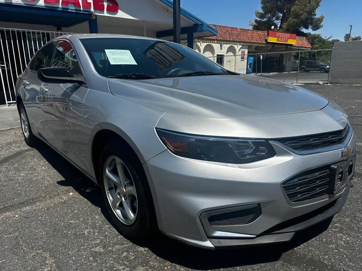 SILVER, 2016 CHEVROLET MALIBU Image 3